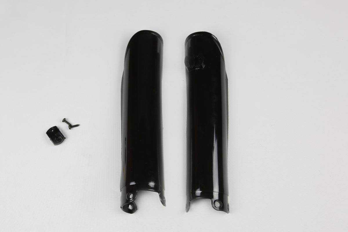 Cemoto voorvork beschermers Zwart KTM EXC 125/200 00-07 & EXC 250 99-07 & EXC 300 98-07 & EXC 380 00-01 & EXC-F 250/400/450/525 00-07 & SX 125/250 00-07 & SX 200 03-04 & SX-F 250 06-07