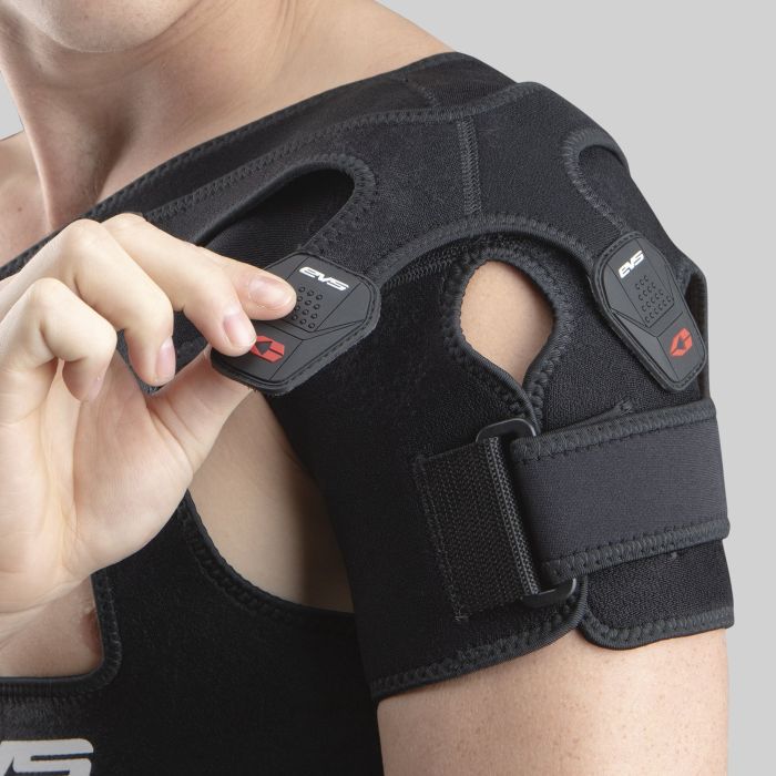 EVS SB03 Shoulder Brace Black / Schouder Brace Zwart