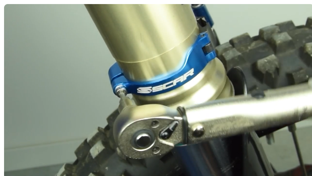 Scar starthulp Zwart 53,4mm vork Yamaha/Fantic