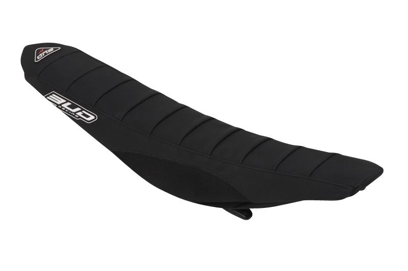 BUD zadelovertrek Zwart met Zwarte lijnen KTM SX 125/150/250/300 2023- & SX-F 250/350/450 2023- & EXC/EXC-F 250/300/350/450/500 2024- & Gas Gas MC 125/250 2024 & MC-F 250/350/450 2024 & EC 250/300 2024 & EC 250F/350F/450F/500F 2024