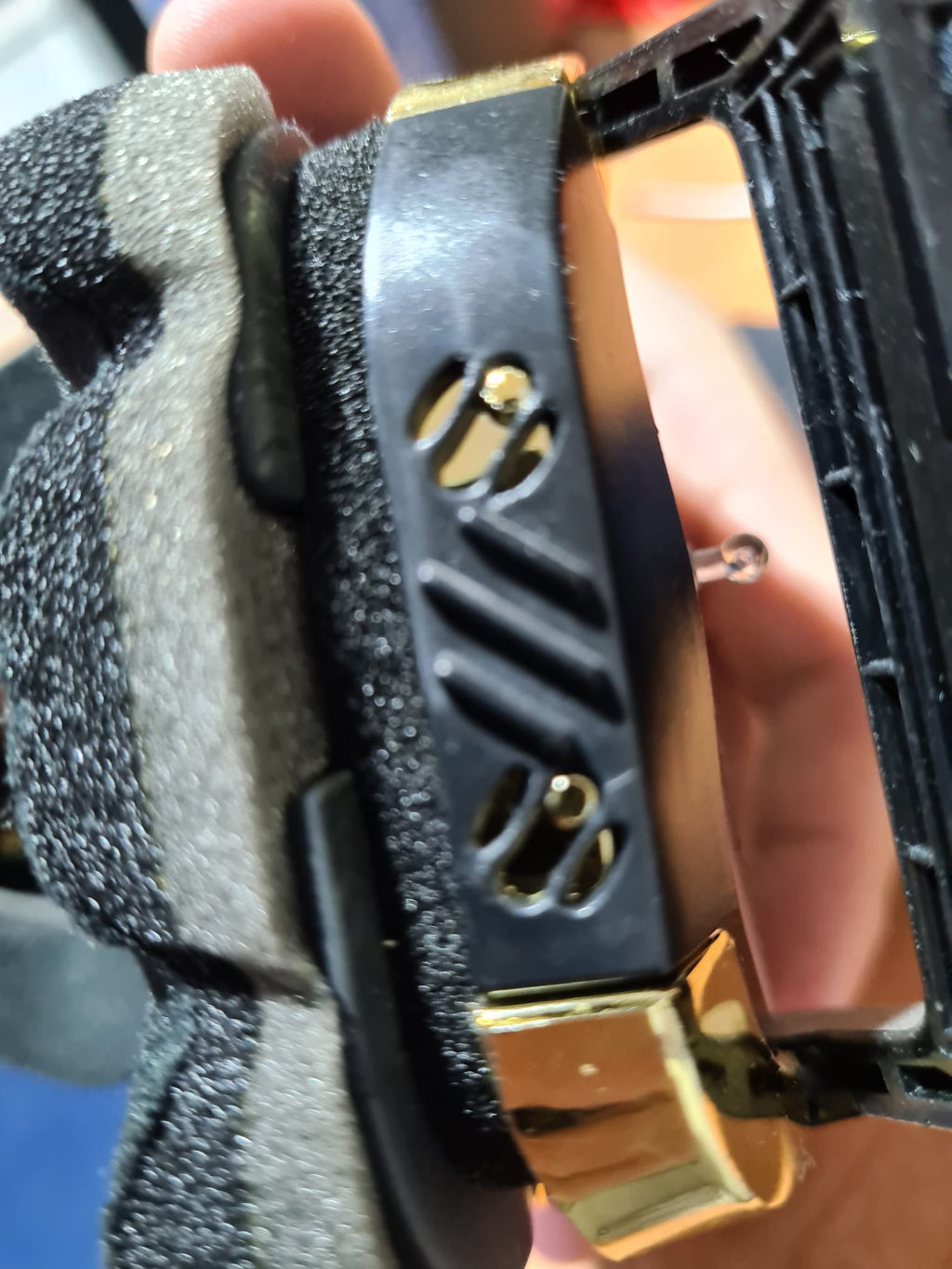 BRAAP Crossbril Zwart met goud frame en gele lens